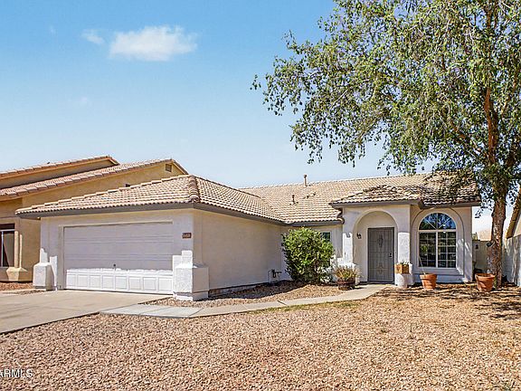 3rd image of 1460 W GAIL Drive