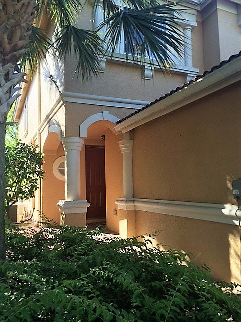 1st image of 3289 Antica St