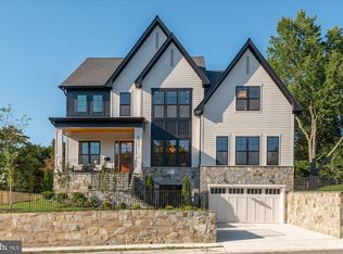 4911 37th St N, Arlington, VA 22207