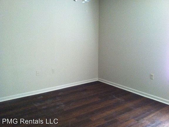 3rd image of 140 Lanier Dr #10