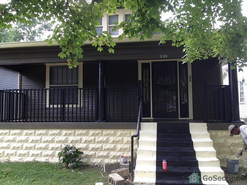 1st image of 220 Glendora Ave