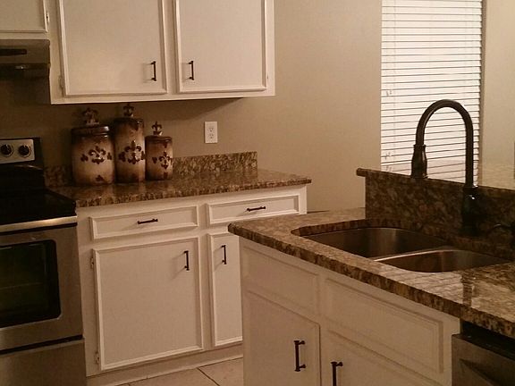 5th image of 6014 Cambridge Dr