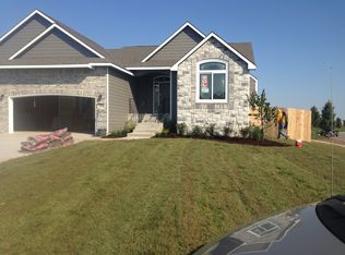 4110 N Parkdale Cir, Maize, KS 67101