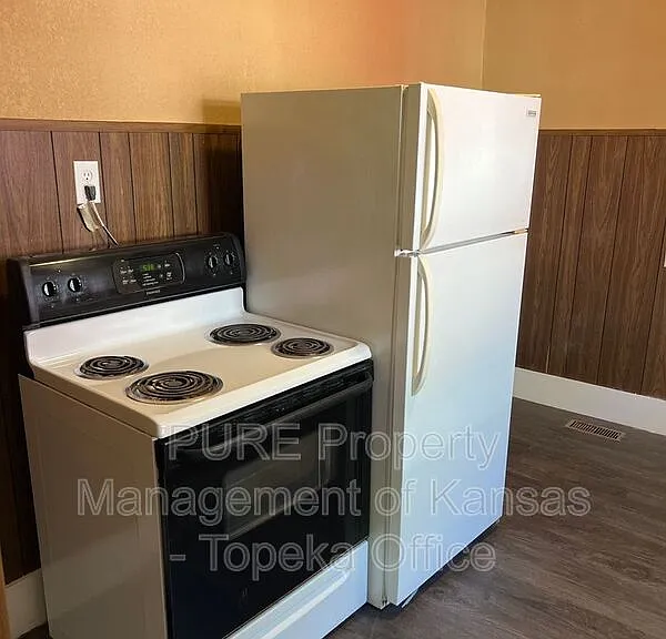 1823 SW 2nd St — Photo 7
