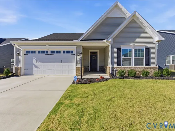 7672 Autumn Leaves Ln, New Kent, VA 23124