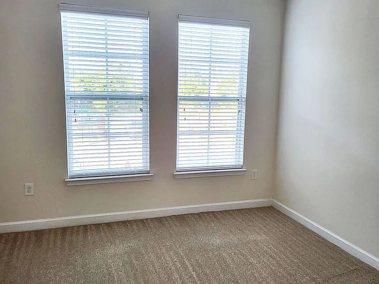 Clairmont at Perry Creek — Photo 44
