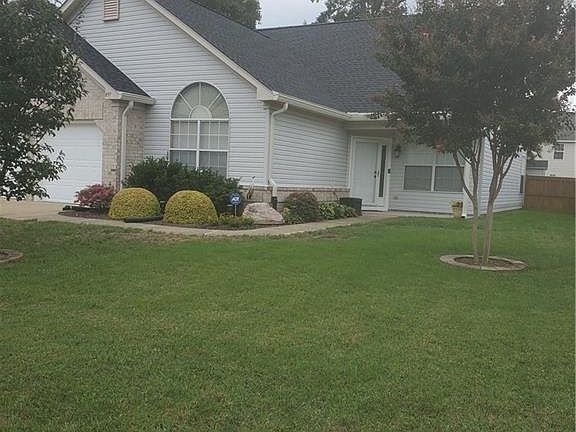 5th image of 897 Holbrook Dr