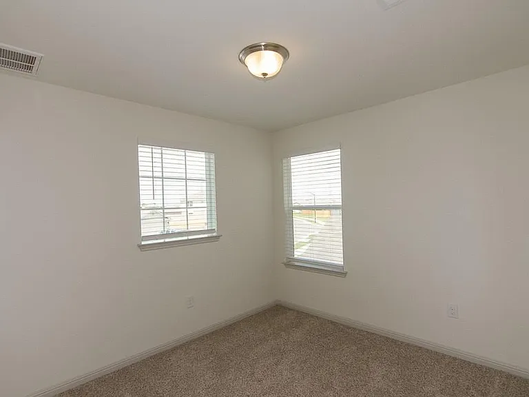409 Otto Ave — Photo 22