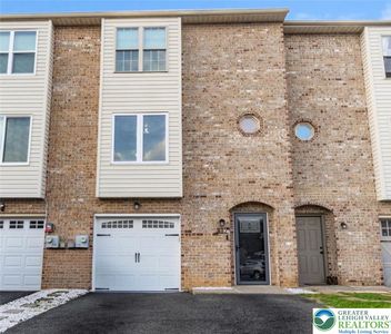 317 W 2nd St, Alburtis, PA, 18011