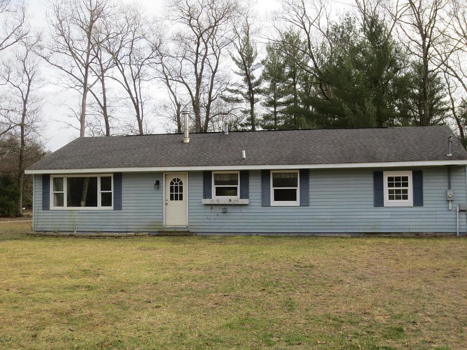1st image of 515 W White Lake Dr