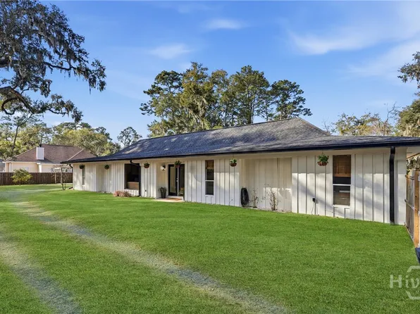 707 White Bluff Avenue, Savannah, GA 31419