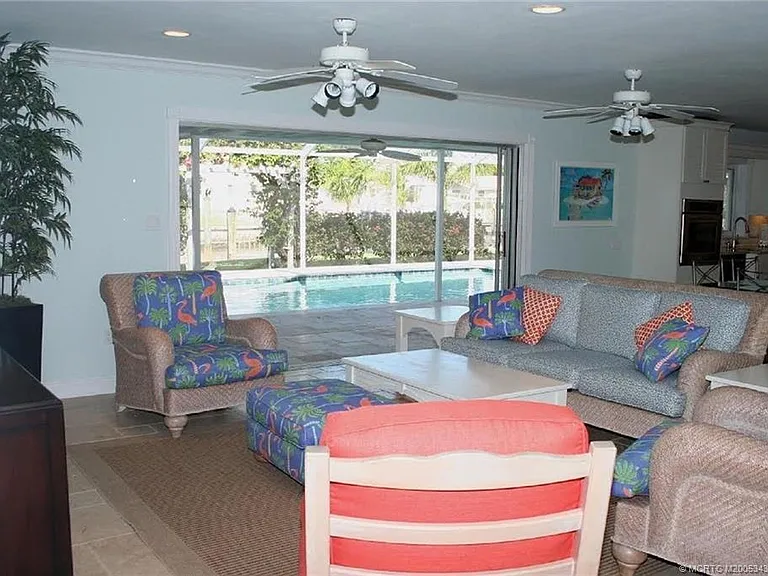 513 Gunwale Ln — Photo 14