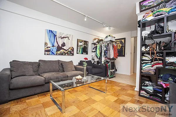 Sold by NextStopNY | media 13