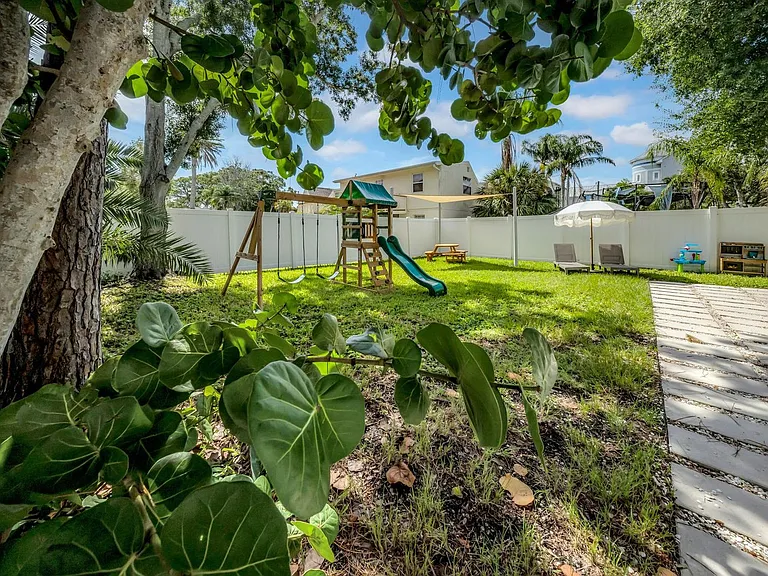 555 S Gulf Dr #ID1308649P — Photo 163