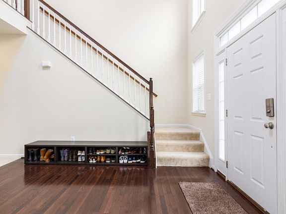 4th image of 8263 Carinoso Way