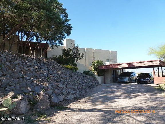 3rd image of 1620 W Camino Campestre Dr