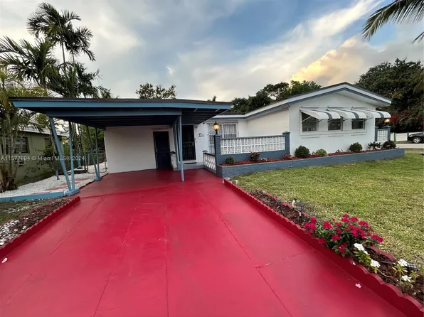 395 NE 159th St, Miami, FL 33162