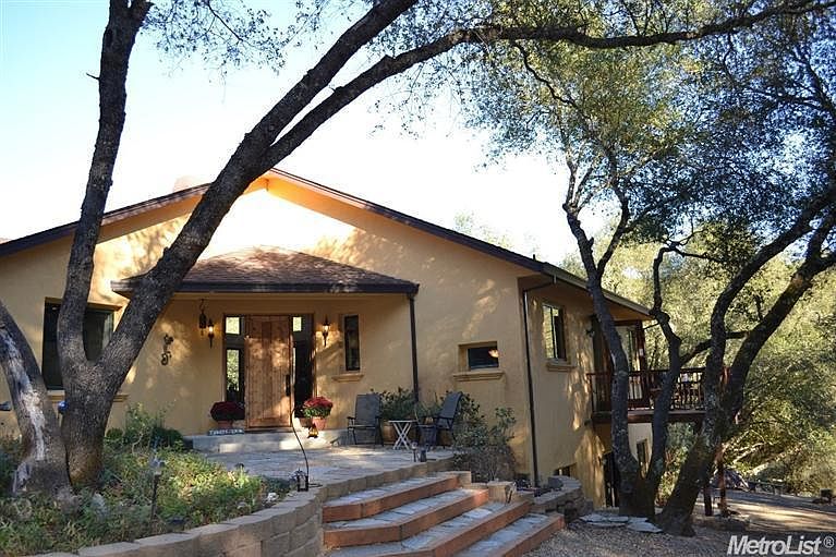 1st image of 6296 Canary Ln