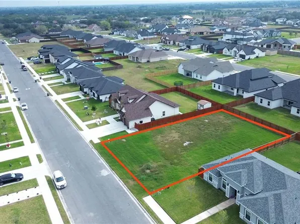 8545 Bellagio Cir, Harlingen, TX 78552