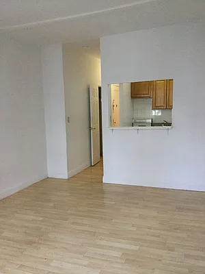 Rented by Sky Management | media 25