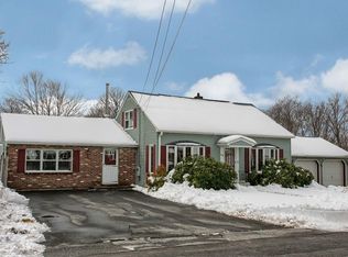 26 Blanchard St, Leominster, MA 01453