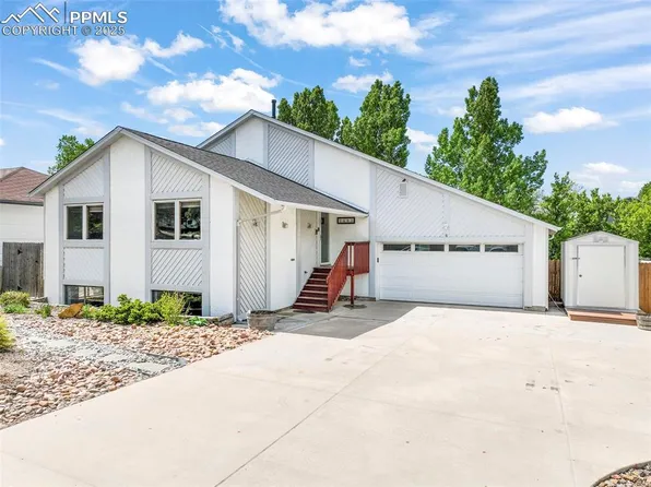 2485 Maroon Bells Ave, Colorado Springs, CO 80918