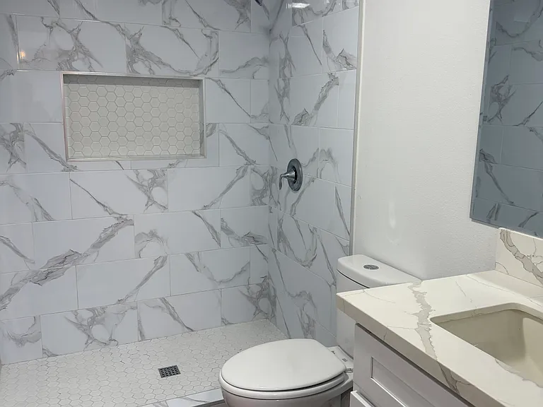 82 W Ramona St #B — Photo 4