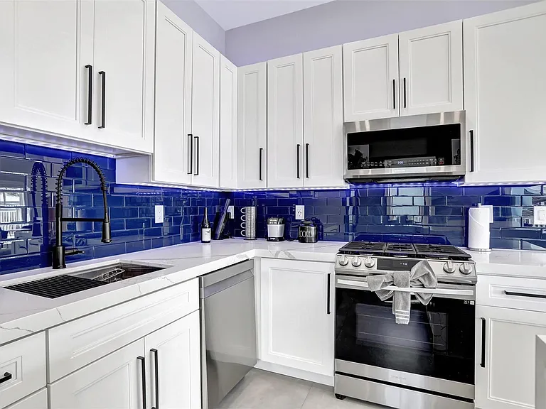 1304 Mandarin Isle — Photo 16