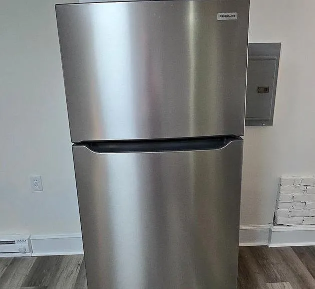 213 W Market St #3 — Photo 10