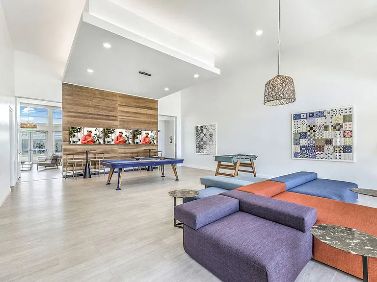 Ariva Luxury Residences — Photo 58