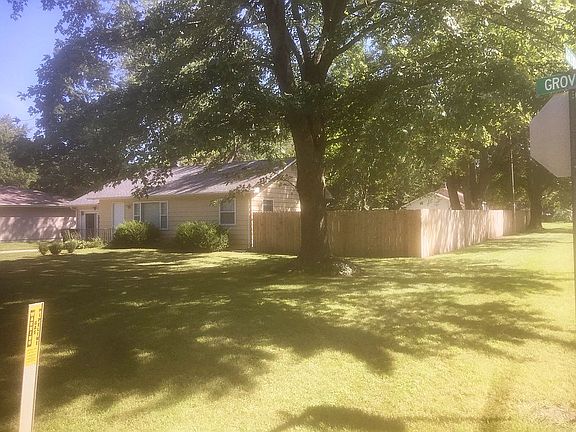 2nd image of 1653 Grove Ave