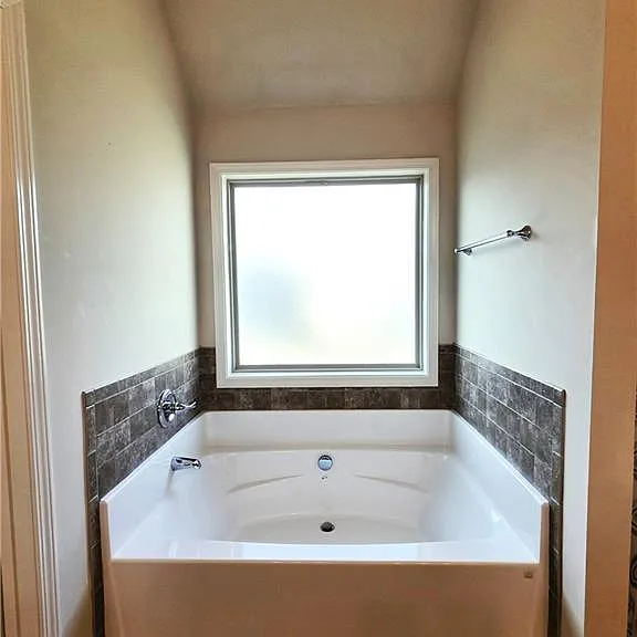 9025 Holder Rd — Photo 13