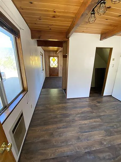 2 bed, 1.0 bath, $1,500 — Photo 2