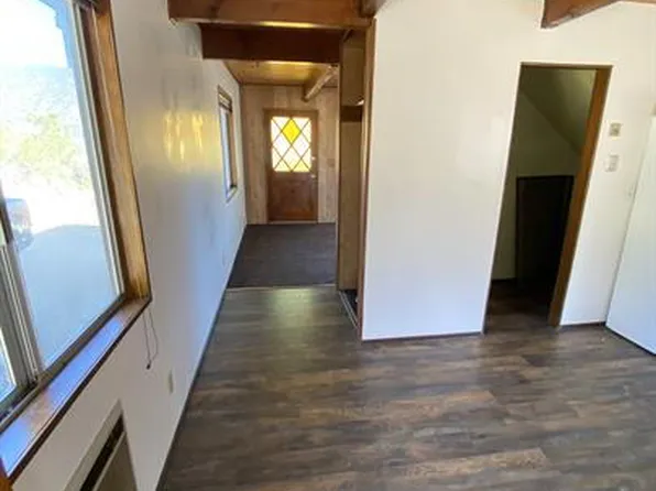 2000 Pioneer Way, Pine Mountain Club, CA 93222