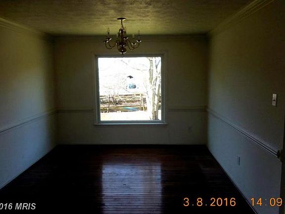 5th image of 410 Golden Oaks Ct