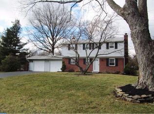 220 Upper Valley Rd, North Wales, PA 19454