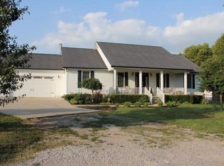 757 Clintonville Rd, Paris, KY 40361