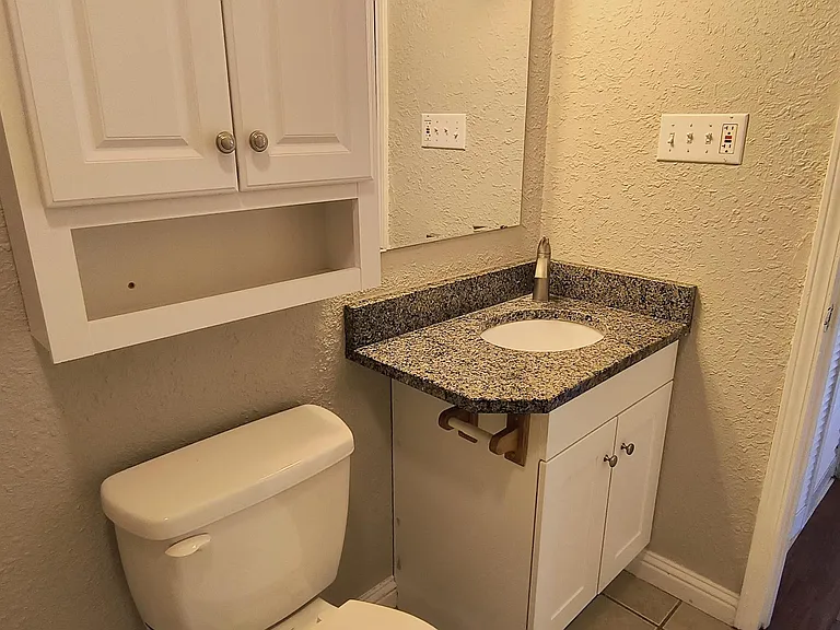 1527 N 55th Dr — Photo 38