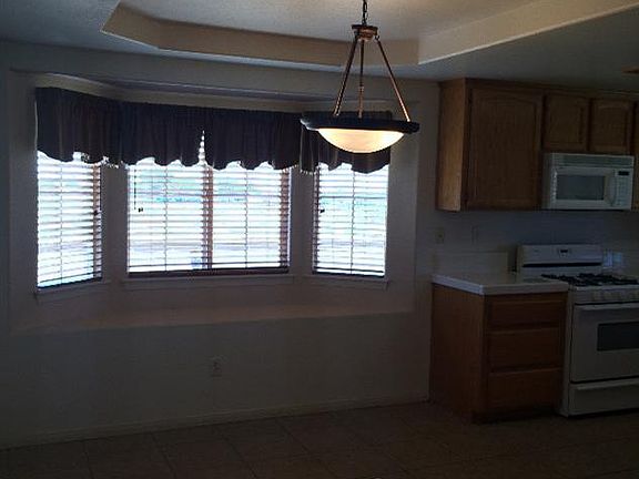 5th image of 9582 Mountain Pine Ct