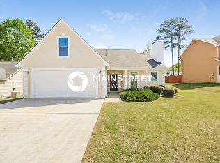 7762 Briar Forest Ln, Riverdale, GA 30296