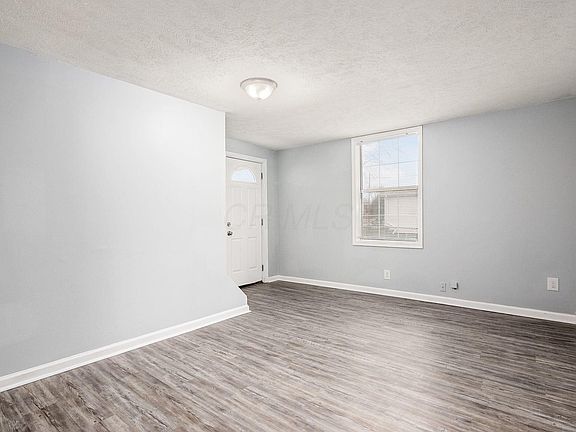 5th image of 1100 Geneva Ave