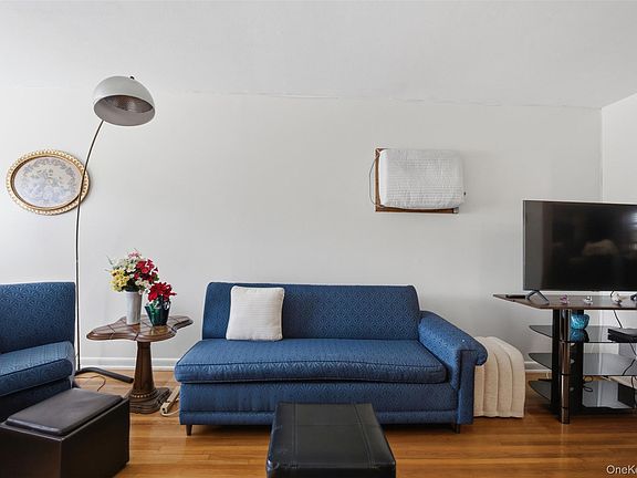 3rd image of 445 Olmstead Avenue