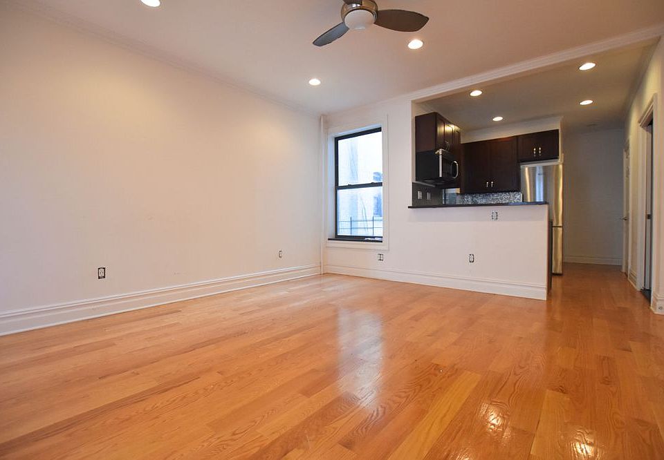1st image of 315 Lincoln Pl APT 3L