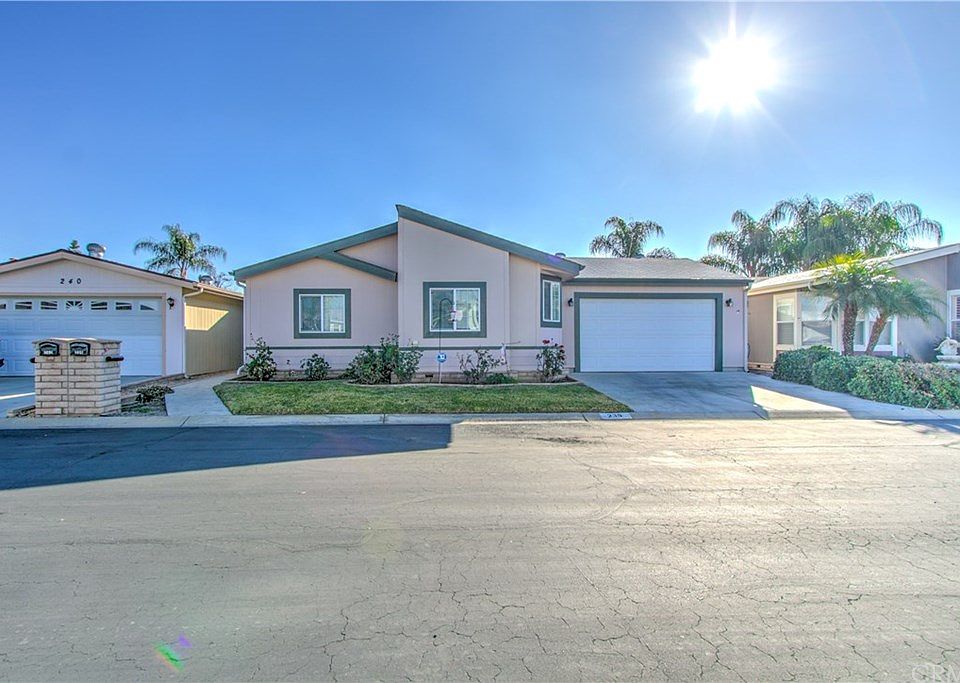 1st image of 1250 Kirby St #239
