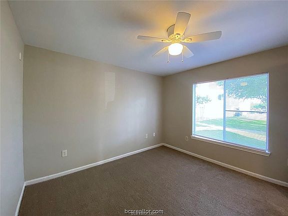 5th image of 101 519th Pkwy