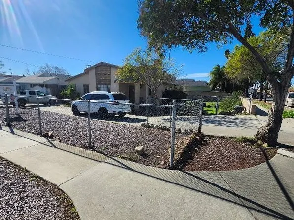 9236 Mango Ave, Fontana, CA 92335