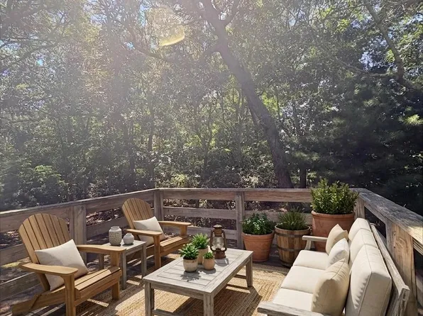 3 Perch Pond Way, Yarmouth Port, MA 02675