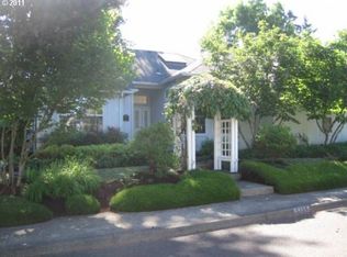 5755 Windfield Loop, Lake Oswego, OR 97035