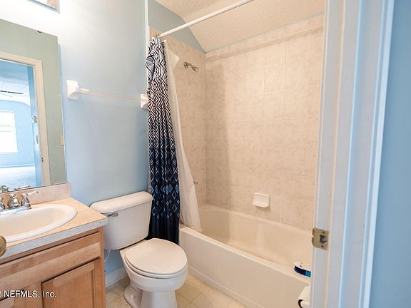 4th image of 1490 Canopy Oaks Dr