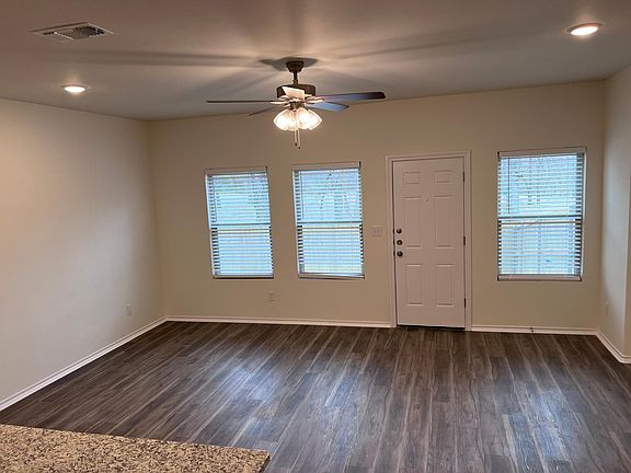 4th image of 802 S 5th St Unit 1